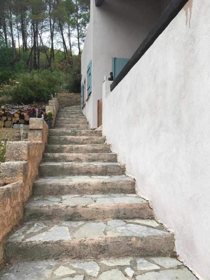 Taradeau La Maison Du Petit Thomas מראה חיצוני תמונה